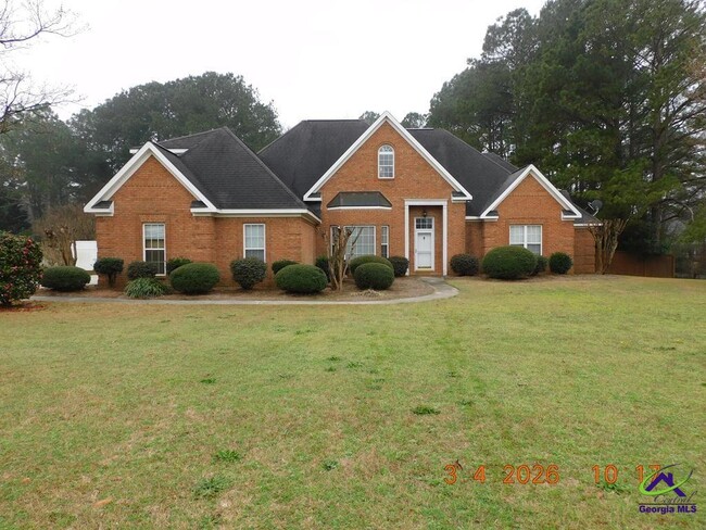 property at 214 Spanish Trail