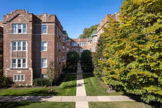 1226-1228 Elmwood Ave in Evanston, IL - Foto de edificio - Building Photo