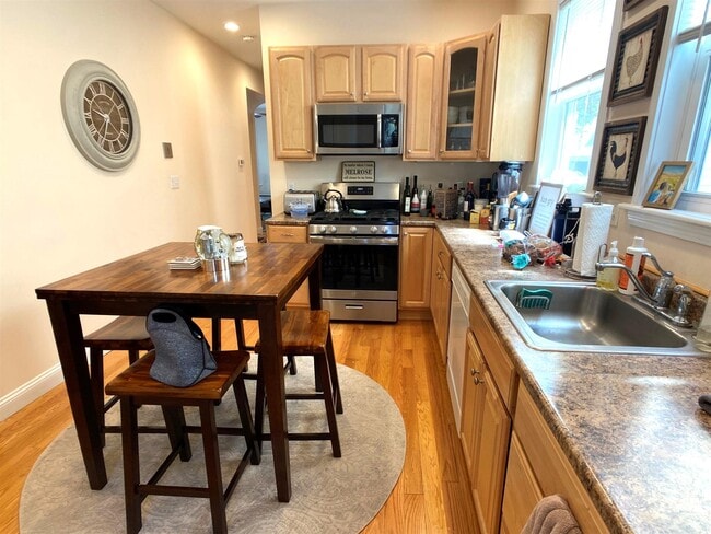20 Radcliffe Rd, Unit 2