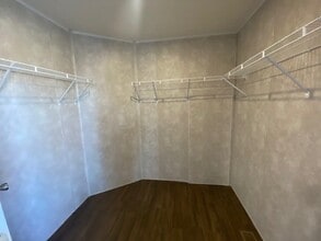 27 Bradley Ln in West Branch, IA - Building Photo - Building Photo