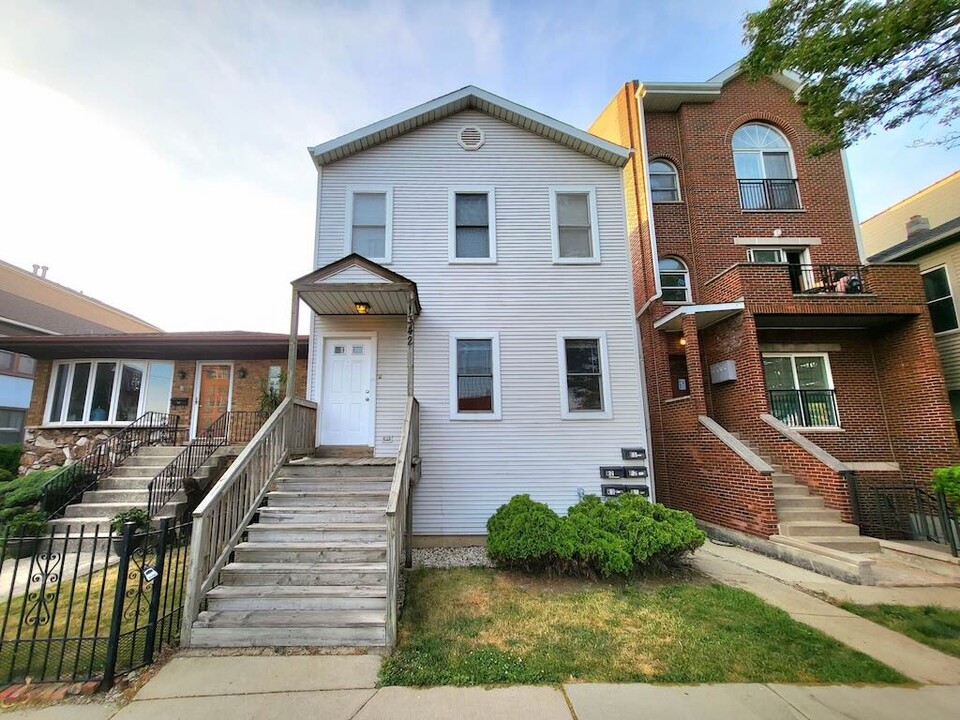 1340 W Hubbard St, Unit 1F in Chicago, IL - Building Photo