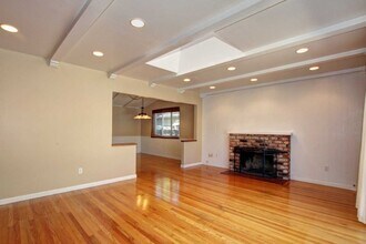 8667 Cliffwood Way in Sacramento, CA - Building Photo - Building Photo