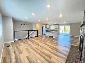 1721 E 58th Ave in Spokane, WA - Building Photo