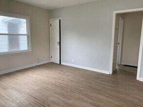 1116 E Gum St in Evansville, IN - Building Photo - Building Photo