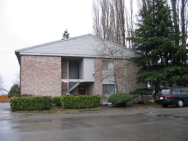 307 15th St SE in Auburn, WA - Foto de edificio - Building Photo