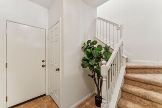 259 Dewdrop in Irvine, CA - Building Photo - Building Photo