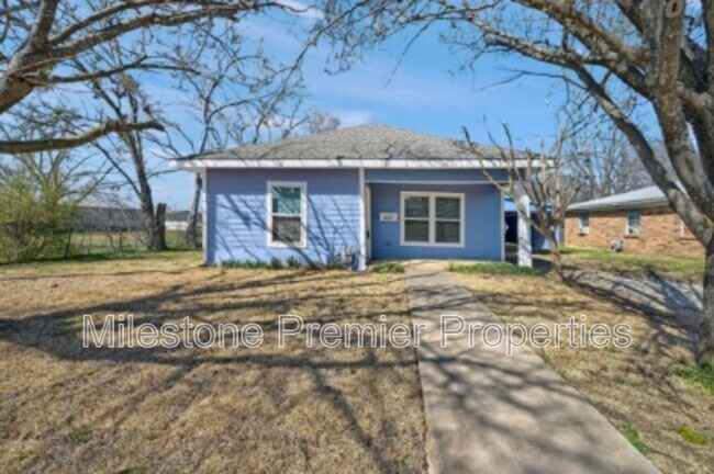 507 Water St in Whitesboro, TX - Building Photo - Building Photo