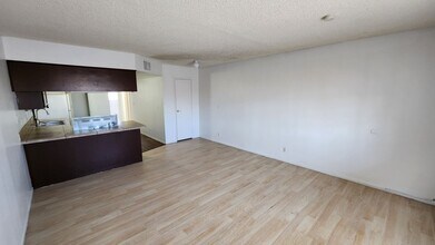 3601 Thomas Ave in North Las Vegas, NV - Building Photo - Building Photo