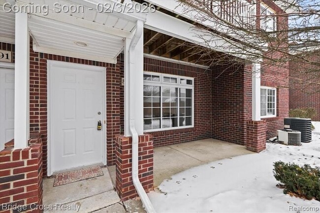 5685 Twin Oaks Dr, Unit 164 in Sterling Heights, MI - Foto de edificio - Building Photo