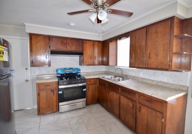 4378 Dawson Dr in Baton Rouge, LA - Building Photo - Building Photo