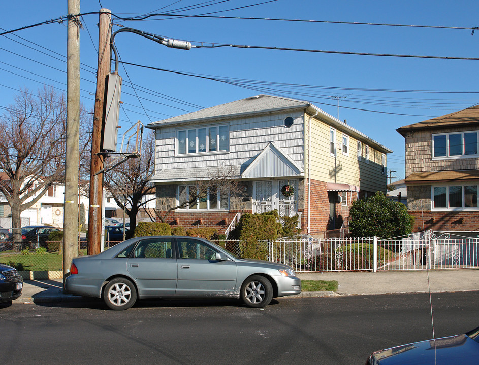 1427 E 65th St in Brooklyn, NY - Building Photo