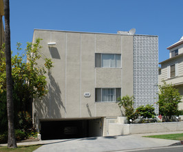 153 S Palm Dr in Beverly Hills, CA - Building Photo - Building Photo