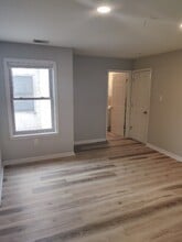 1621 W Oxford St in Philadelphia, PA - Foto de edificio - Building Photo