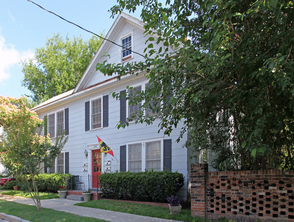 222 New St in New Bern, NC - Building Photo