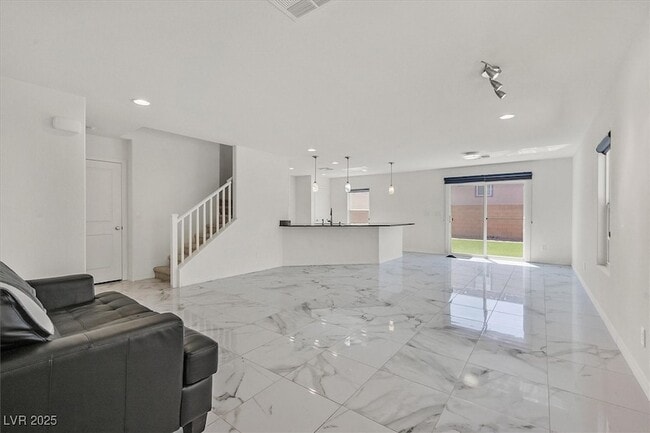 8755 Spanish Ridge Ave, Unit 5539WW in Las Vegas, NV - Building Photo - Building Photo