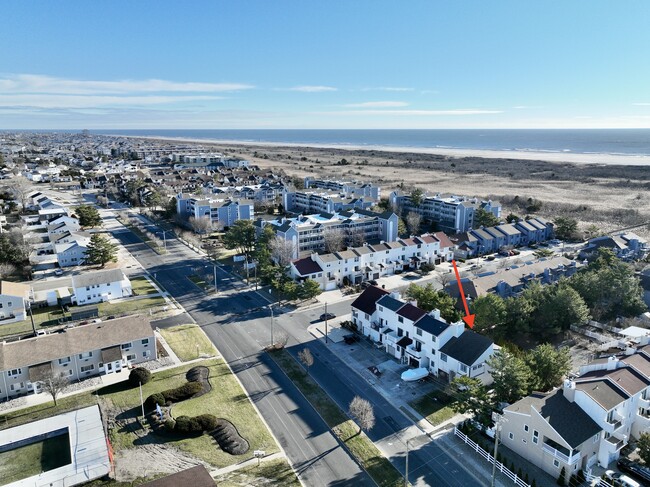 4818 Harbor Beach Blvd in Brigantine, NJ - Building Photo - Building Photo