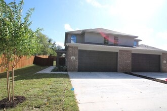 805-807 Jameson St in Weatherford, TX - Building Photo - Building Photo