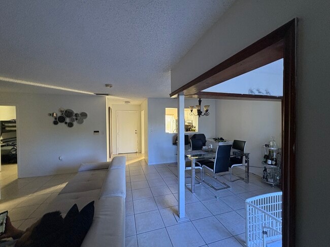 1481 SW 124th Ct
