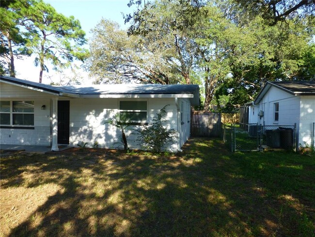 6616 Hone St in New Port Richey, FL - Building Photo - Building Photo