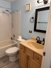 3275 Kirchoff Rd in Rolling Meadows, IL - Building Photo - Building Photo