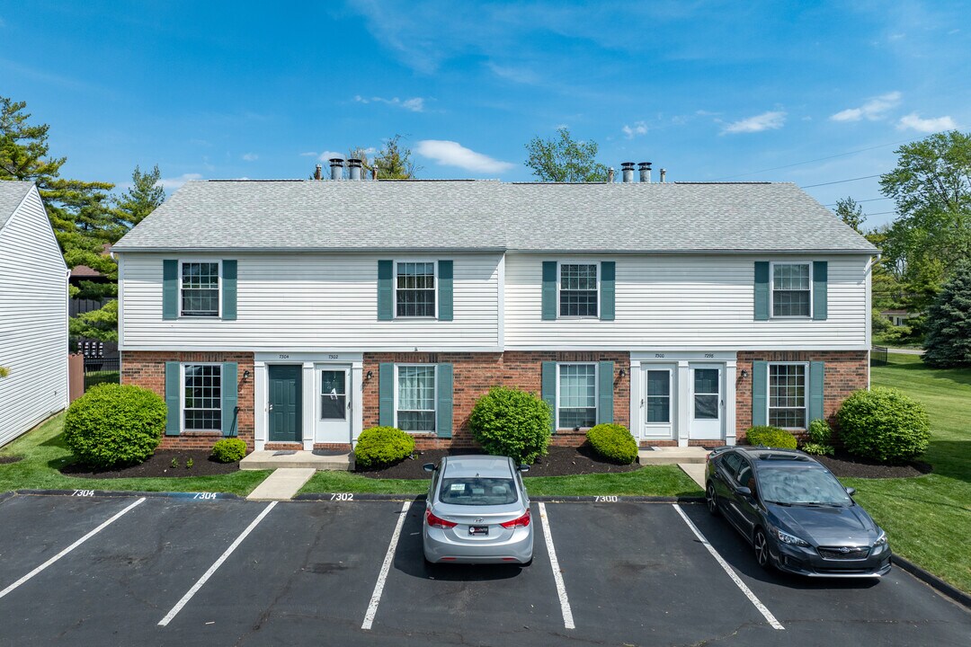 Cimmaron Station Condominiums (por) in Columbus, OH - Building Photo