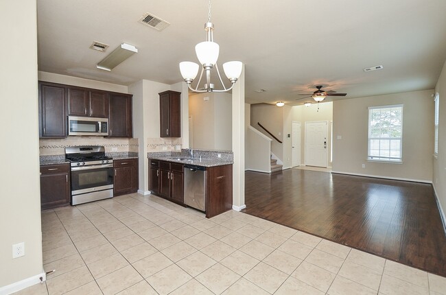 13019 Mariposa Meadow Ln