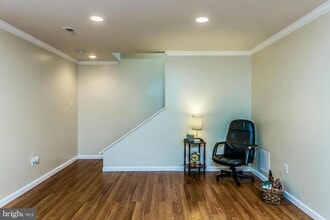 131 Summit Hall Rd in Gaithersburg, MD - Building Photo - Building Photo