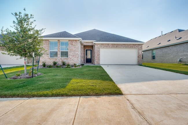 property at 1816 Adams Dr