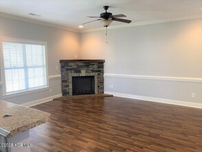 2015 Leighton Dr in Greenville, NC - Building Photo - Building Photo