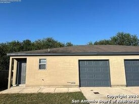 14543 Clovelly Wood in San Antonio, TX - Building Photo