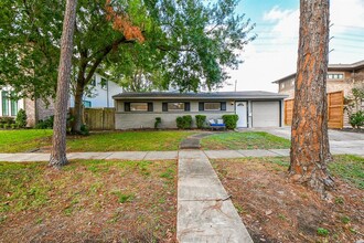 3914 Childress St in Houston, TX - Building Photo - Building Photo