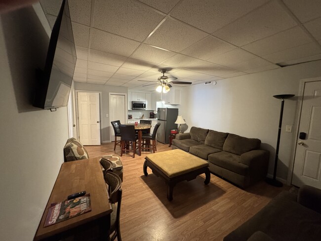 2450 Tall Oak Dr in Buford, GA - Building Photo - Building Photo