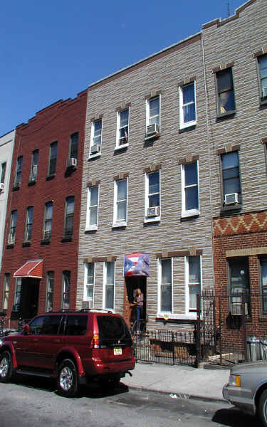 92 Starr St in Brooklyn, NY - Building Photo