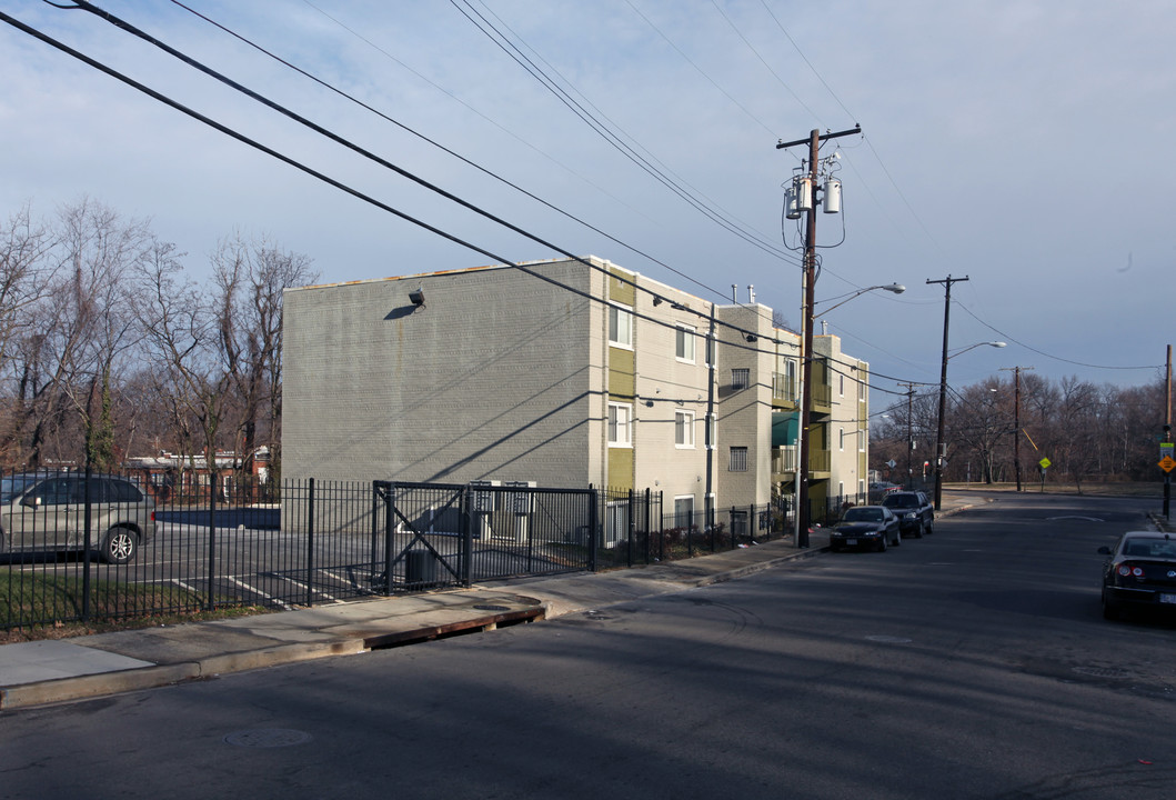 2201-2215 Hunter Pl SE in Washington, DC - Foto de edificio