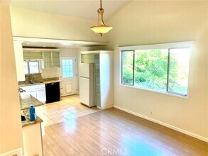 12720 Sarah St in Los Angeles, CA - Building Photo - Building Photo