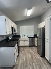 4003 Boswellia Dr in Bakersfield, CA - Building Photo - Building Photo