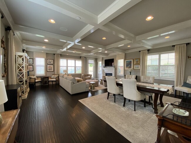 6689 Sweet Clover Ln in Carlsbad, CA - Building Photo - Building Photo