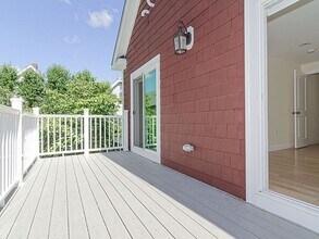 53 Winslow Ave, Unit 2 in Somerville, MA - Foto de edificio - Building Photo