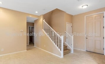 548 W Tiger Shark Rd in Tucson, AZ - Building Photo - Building Photo