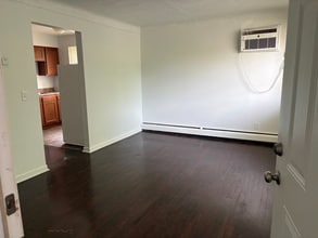2605 Chesterfield Ct in Cincinnati, OH - Foto de edificio - Building Photo