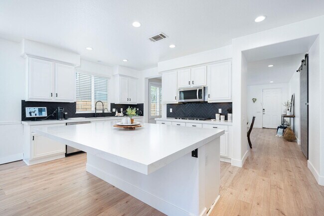 37264 Bosley St in Indio, CA - Building Photo - Building Photo