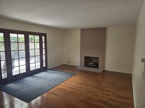 2522 S Spruce St in Santa Ana, CA - Building Photo - Building Photo