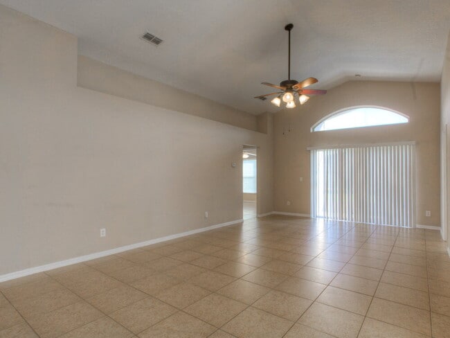 157 Stone Gable Cir in Winter Springs, FL - Building Photo - Building Photo