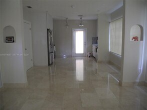 1720 SW 22nd Terrace in Miami, FL - Building Photo - Building Photo