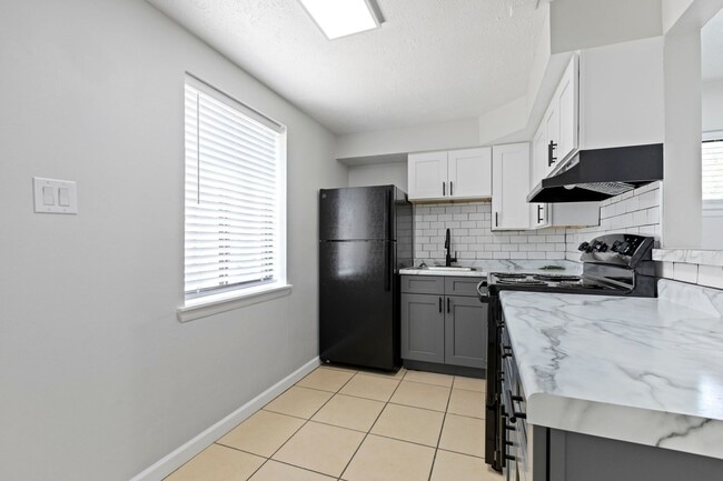 The Vistas Apartment Homes in Indianapolis, IN - Foto de edificio - Building Photo