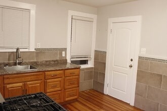 20 Coolidge Rd, Unit 2 in Boston, MA - Building Photo - Building Photo