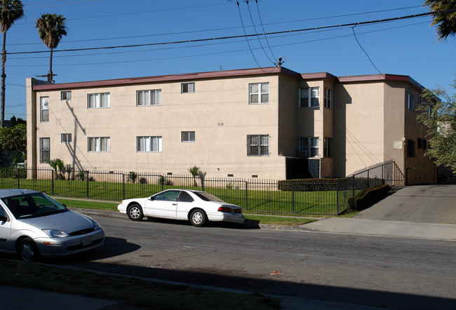 The SunDial in Inglewood, CA - Foto de edificio - Building Photo