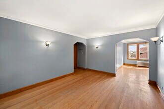 2835 N Lockwood Ave in Chicago, IL - Building Photo - Building Photo