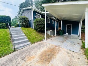 2637 Santa Monica Dr NW in Atlanta, GA - Building Photo - Building Photo