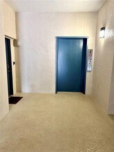 3051 Greystone Loop in Kissimmee, FL - Foto de edificio - Building Photo